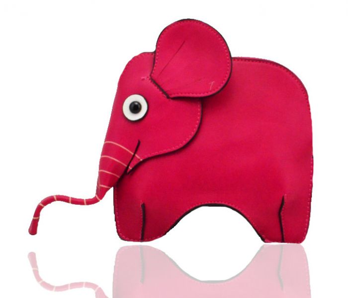 WOW7003 Small elephant messenger bag with movable trunk