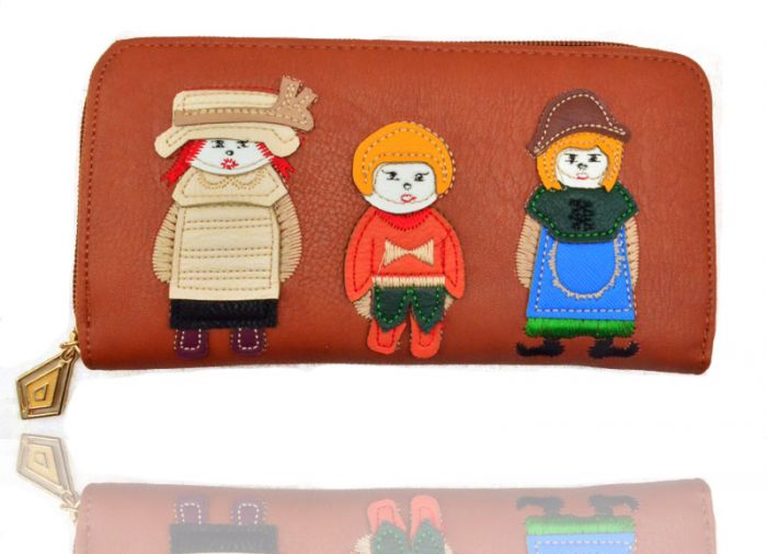 RF686601 - 1 Zip around People Doll Long Purse Wallet