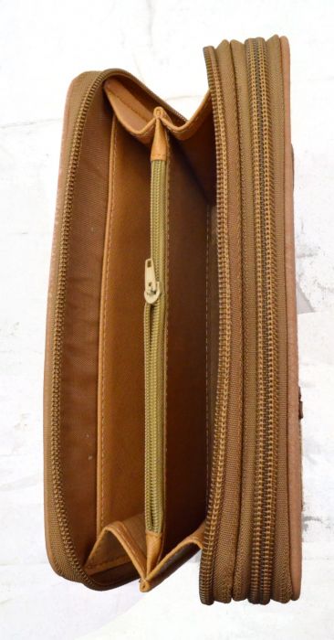 RF686601 - 1 Zip around People Doll Long Purse Wallet