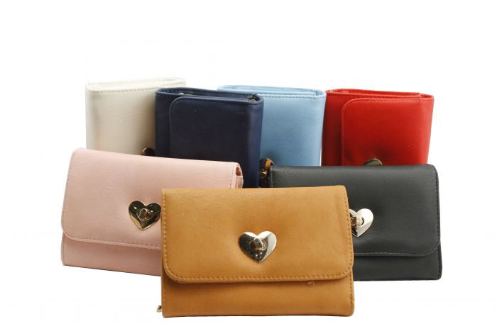 P1405 Short purse wallet with  heart clasp